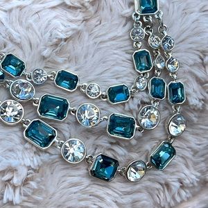 Blue gem necklace
